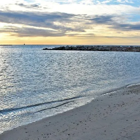 Dragica In Punta-umag, Nahe Dem Strand, Wlan, Klimaanlage, Parkplatz 公寓