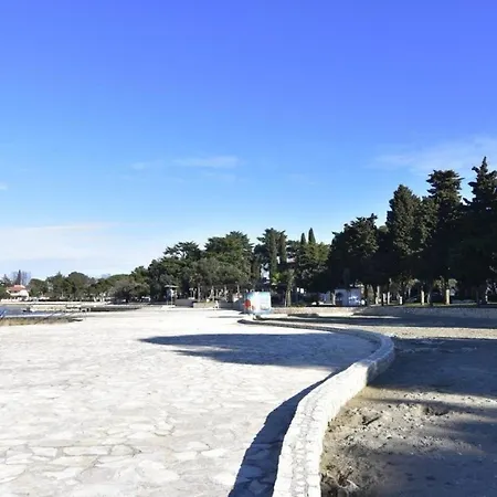 Dragica In Punta-umag, Nahe Dem Strand, Wlan, Klimaanlage, Parkplatz 乌马格