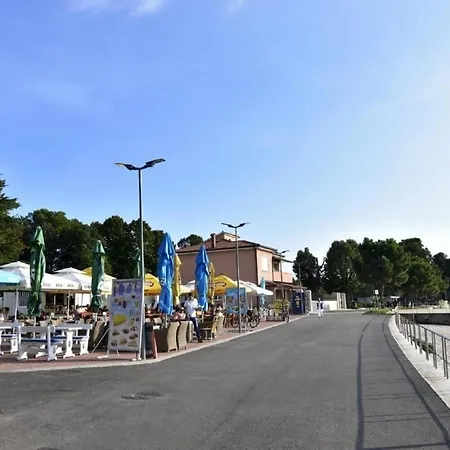 Dragica In Punta-umag, Nahe Dem Strand, Wlan, Klimaanlage, Parkplatz *
